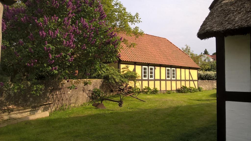 Millinge Gamle Skole Villa ภายนอก รูปภาพ