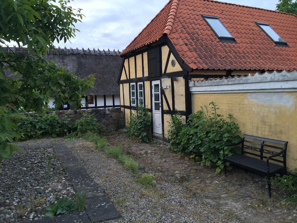 Millinge Gamle Skole Villa ภายนอก รูปภาพ